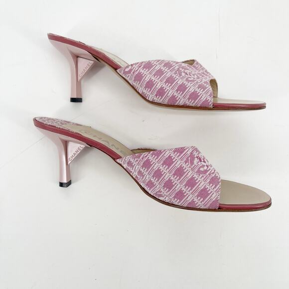 Chanel Vintage Pink Logo Jacquard CC Slide Sandals Mid Heel Mule size EU 38 - Picture 4 of 12